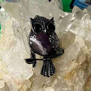 Búho de amatista